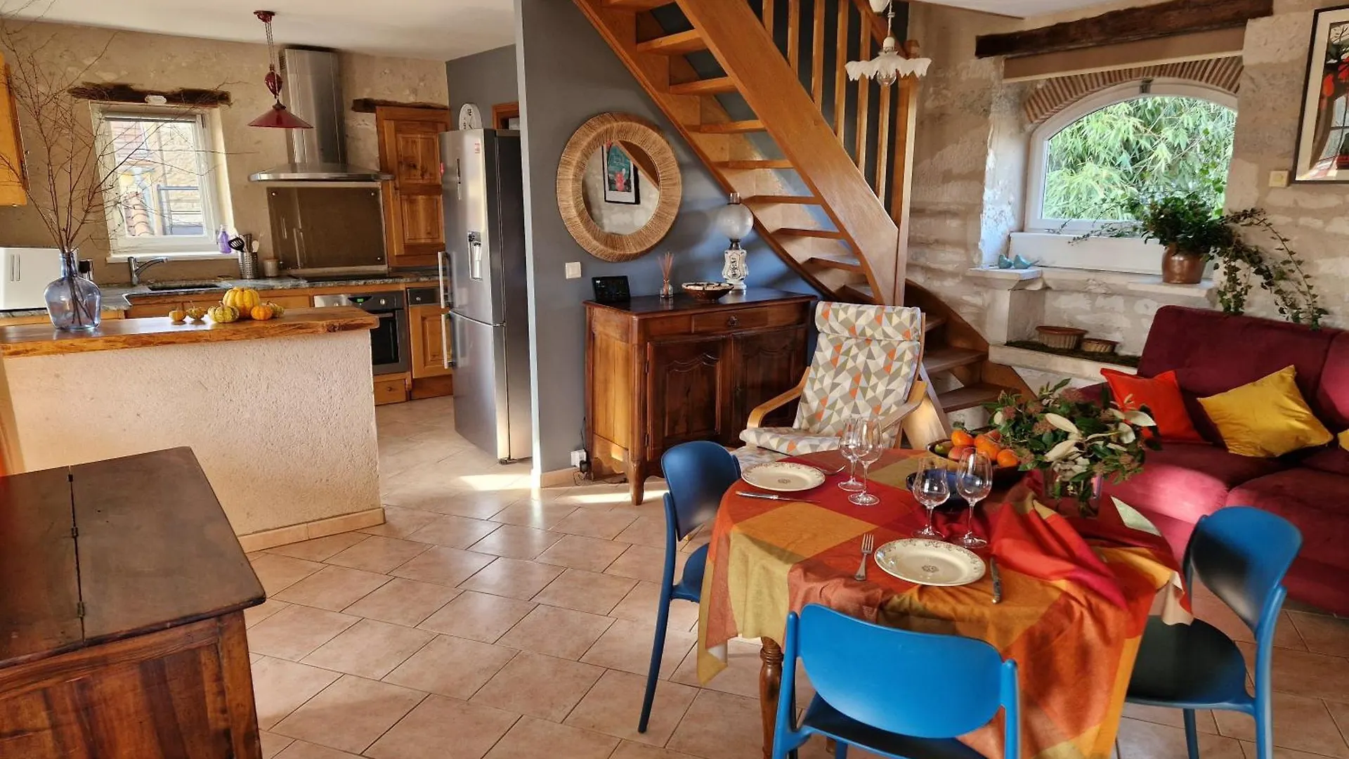 Maison Quercynoise En Pierre Concots